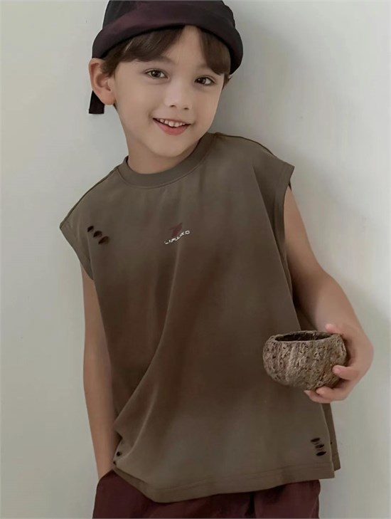 夏日的安全感 是穿着上的舒适自由 无惧炎热