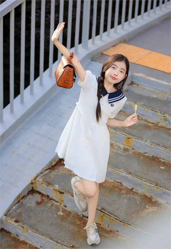 ELANDKIDS夏季连衣裙 清新甜美 元气女孩必备