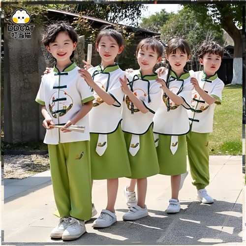 叮当猫儿童汉服：古韵童真 开启东方文化绮梦