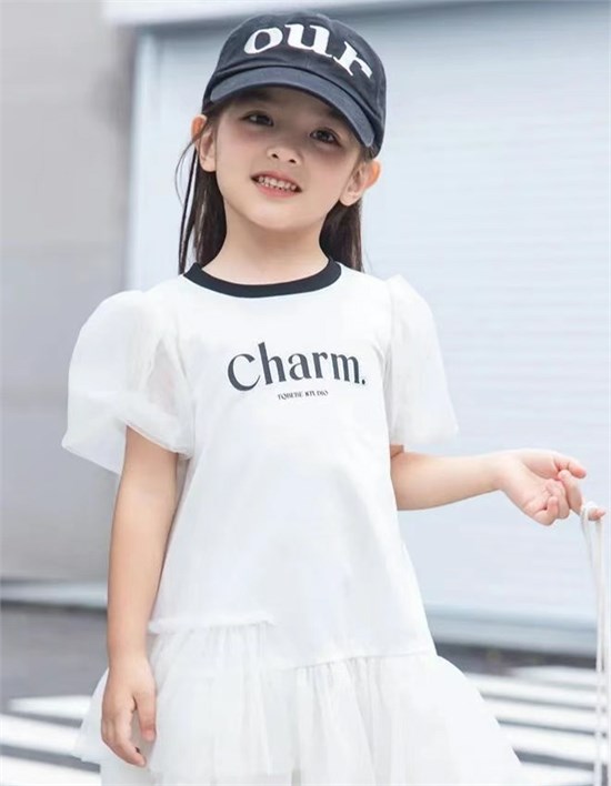 淘气贝贝夏季新品 清爽干净 时尚明亮