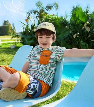 欢乐夏日 用时尚童装定格夏日的纯真趣味