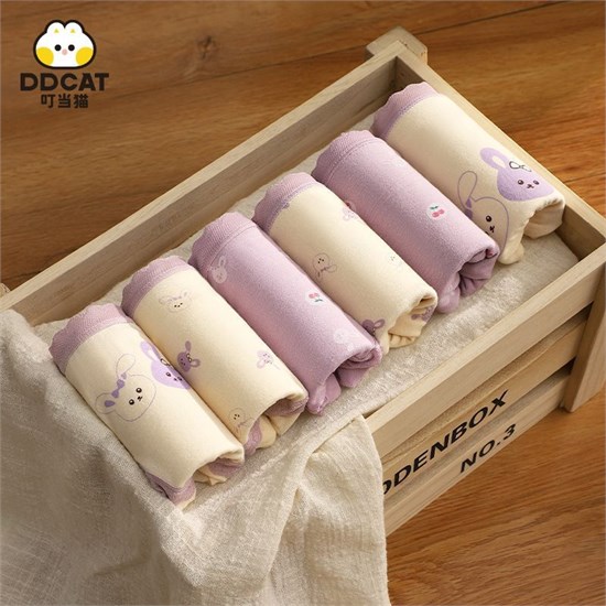 叮当猫女童内裤：用缤纷与舒适 守护宝贝的每一天！