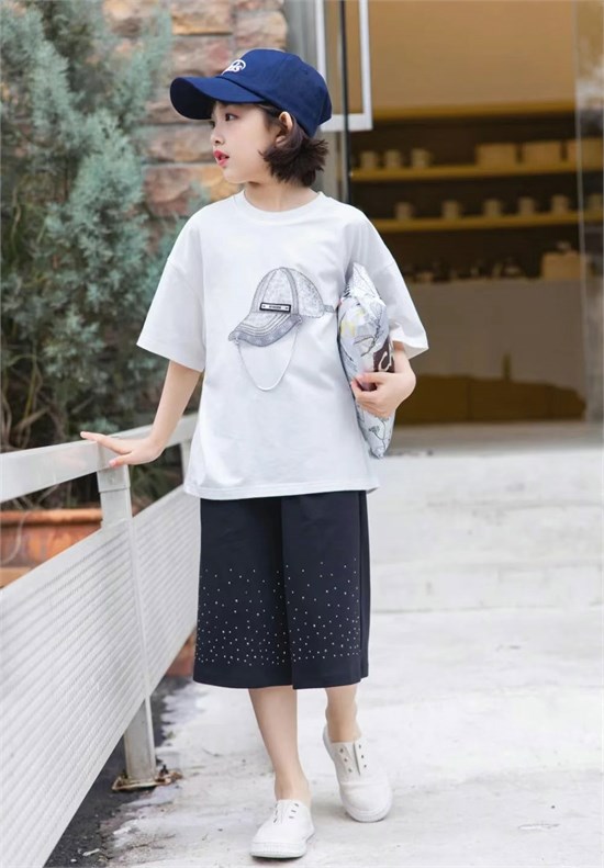 淘气贝贝夏季新品 清爽白色系 解锁孩童的自在夏日