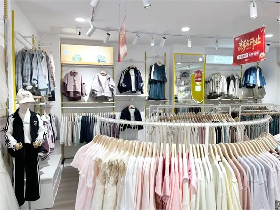 版图再扩！叮当猫儿童生活馆新店启幕：30年陪伴，新意与惊喜共启