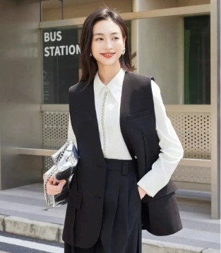 珞娜LUONA：跨越世纪的法式优雅，以解构艺术重塑都市摩登宣言