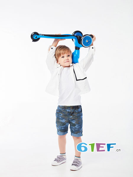 COOGHI酷骑婴童玩具滑板车
