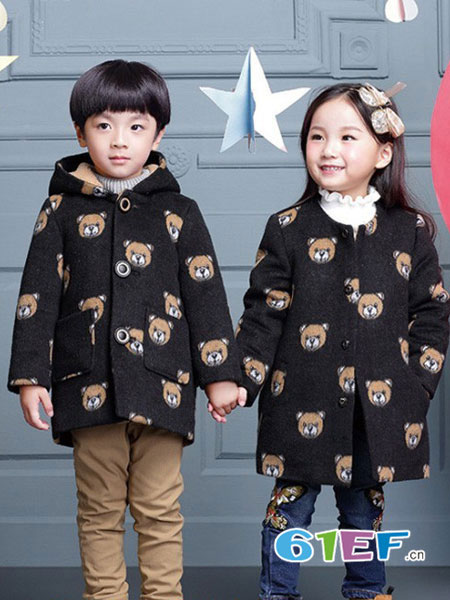裘帛童装品牌2017年秋冬韩式卡通小熊呢子外套