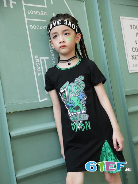 布衣班纳童装品牌2018春夏黑色时尚拼接绿色蕾丝连衣裙