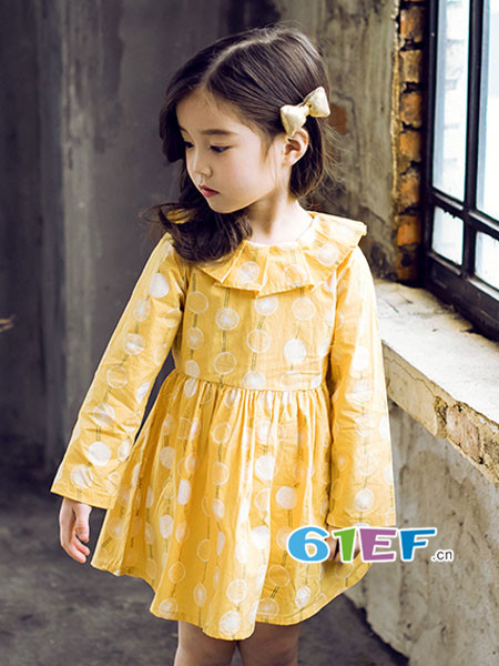 童装品牌2018春夏韩式娃娃领长袖棉布裙