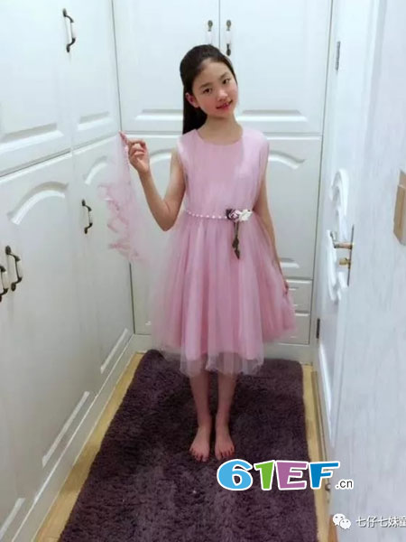 七仔七妹童装品牌2018春夏粉紫色白色公主裙无袖背心裙儿童连衣裙