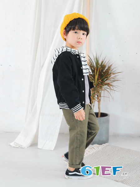 林芊美眉童装品牌2018秋冬男童休闲外套棒球服新款韩版上衣儿童夹克衫