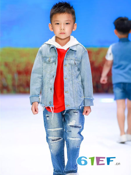 天迪曼童装品牌2019春夏新款 韩版中小童牛仔翻领长袖休闲洋气衬衣