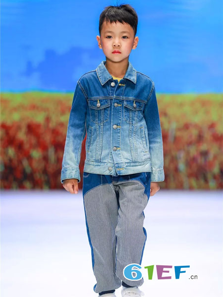 童装品牌2019春夏新款 韩版中小童牛仔翻领长袖休闲洋气衬衣