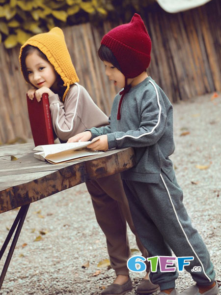 童装品牌2018秋冬卫衣两件套韩版休闲运动潮