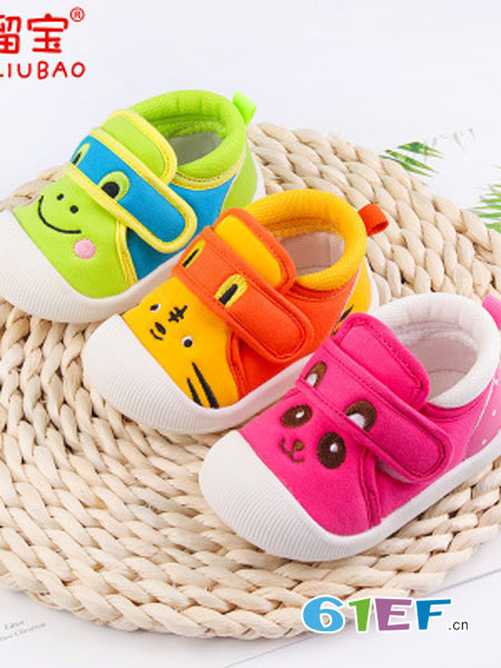 小溜宝童鞋品牌透气棉布宝宝运动鞋