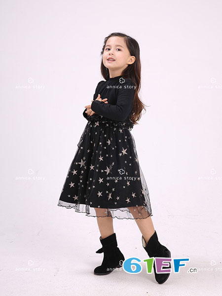 Annica艾尼卡童装品牌2018秋冬黑色显瘦气质连衣裙
