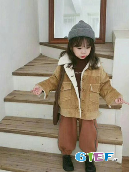 噜咔比童装品牌2018秋冬羊羔毛灯芯绒外套女童韩版外套