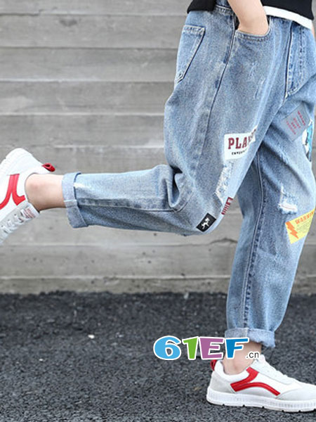 童装品牌2019春季韩版儿童牛仔破洞长裤中大童运动洋气