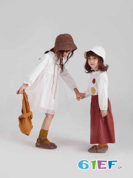 LQ童装品牌2019春季新款韩版儿童童装长袖白色连衣裙子