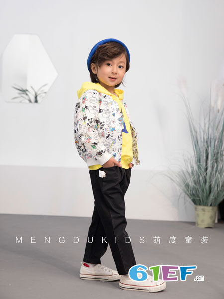 萌度童装品牌2019春季新品运动新款儿童件套韩版