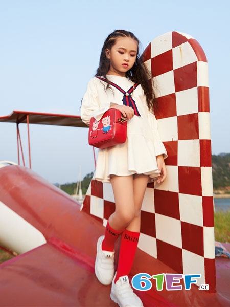 玛玛米雅童装品牌2019春夏中长款娃娃裙日系海军领连衣裙