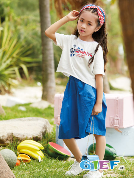 童装品牌2019春夏新款套装儿童字母短袖皱褶运动裤两件套