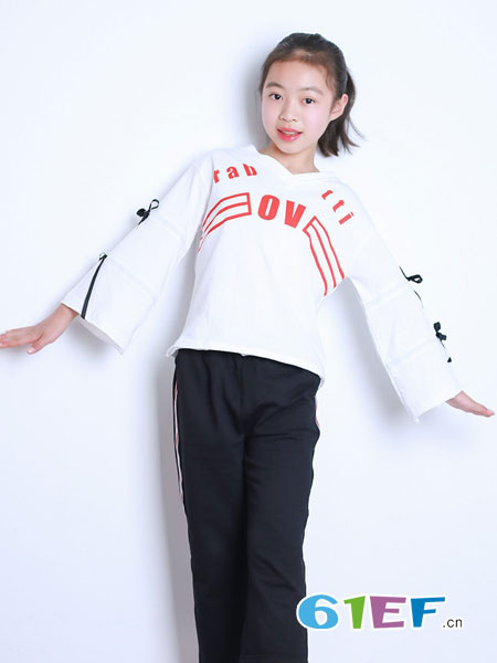 象样童年童装品牌2019春季字母卫衣短款上衣宽松时尚韩版