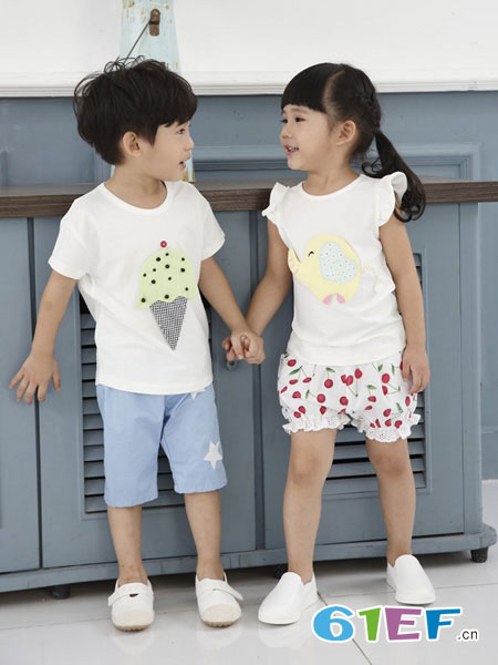 先飞鸟童装品牌2019春夏韩版童装儿童洋气时髦短袖两件套装