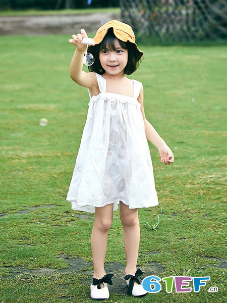 童年领域童装品牌2019春夏气质大波点连衣裙白色儿童无袖公主裙