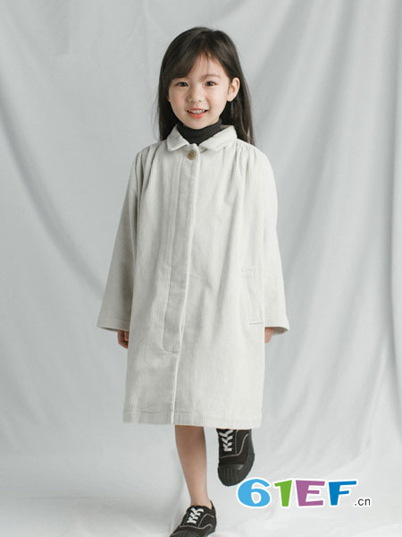 童装品牌2019春夏新款韩版灯芯绒儿童风衣