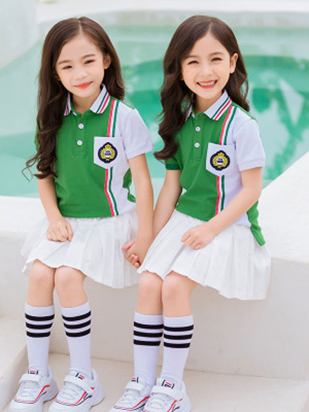 童装品牌2019春夏绿色短袖T恤套装中小学生校服