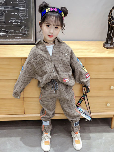 布E乐童童装品牌2019秋冬韩版时尚女孩两件套潮衣