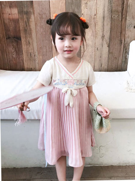 童装品牌2019春夏中国风童装国学服