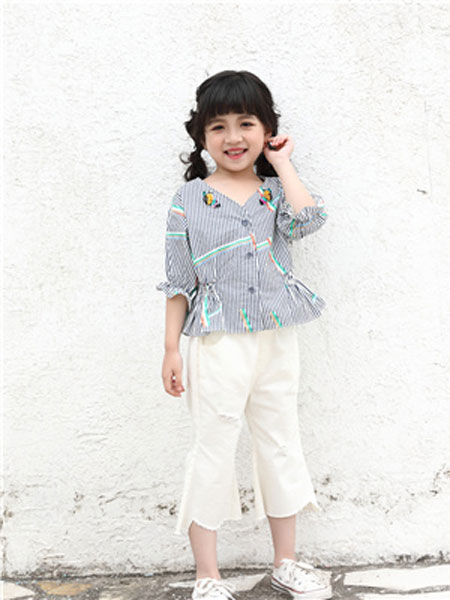 卡米丘童装品牌2019春夏条纹中袖衬衫