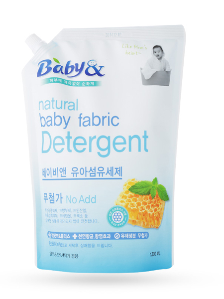婴童用品进口宝宝婴幼儿童衣服天然植物配方留香洗衣液 袋装