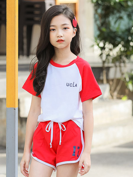 抱抱哦童装品牌2019春夏纯棉字母T恤短袖两件套韩版