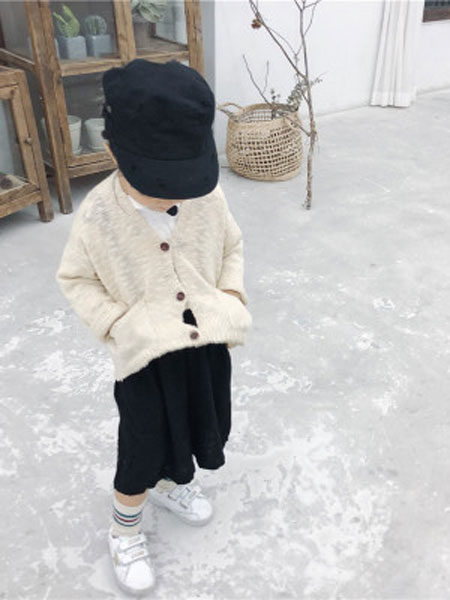 童装品牌2019春季韩版女童格子背带裙儿童伞裙