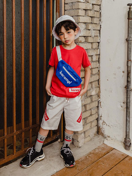 卡拉美Karamel童装品牌2019春夏新款正品 圆领纯棉字母百搭短袖T恤 红色