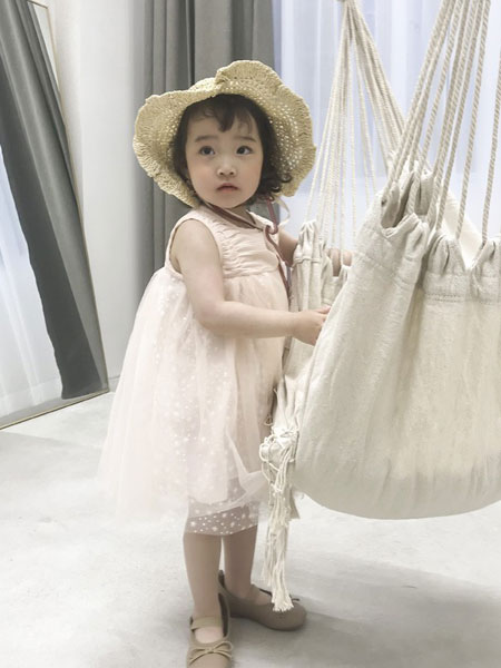 妹妹恩倪童装品牌2019春夏新款韩版公主洋气蕾丝纱裙潮