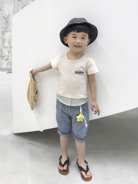 童新款韩版休闲洋气儿童短袖二件套宝