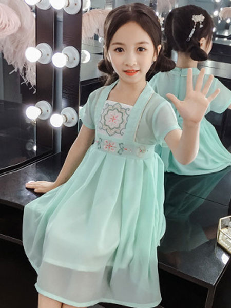 童装品牌2019春夏复古风洋气小女孩中国风襦裙