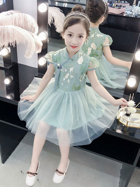 童装品牌2019春夏洋气复古民族中国风