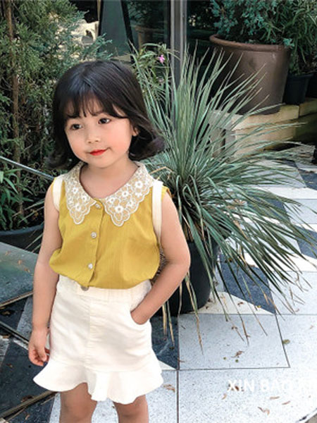 童装品牌2019春夏单排扣衬衫中小童花边蕾丝领