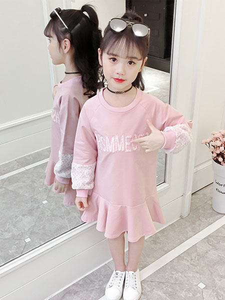 童装品牌2019春夏女童卫衣洋气