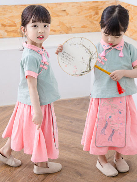 童装品牌2019春夏刺绣汉服裙子两件套