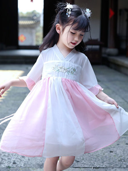 童装品牌2019春夏中国风童装刺绣改良古装连衣裙