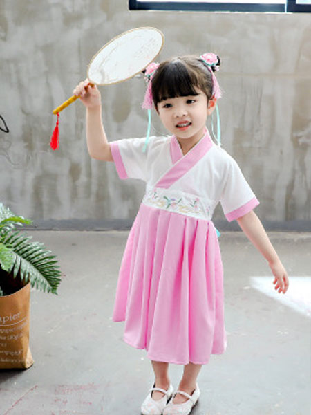 囡菲囡童装品牌2019春夏中国风童装短袖古装长裙