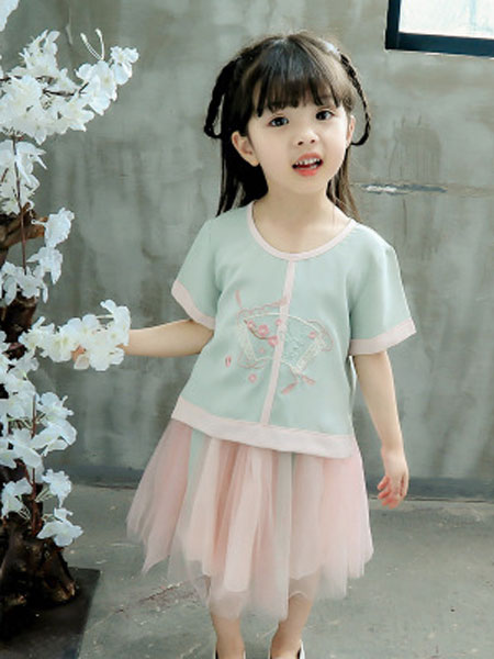 囡菲囡童装品牌2019春夏雪纺短袖马甲+半身裙两件套