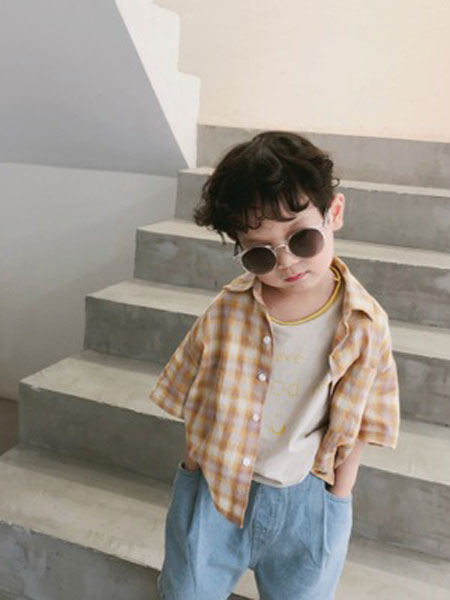 童装品牌2019春夏韩版格子短袖衬衫空调衫