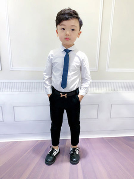 童装品牌2019春夏韩版纯色翻领长袖英伦儿童衬衣